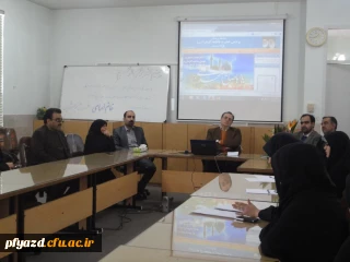 تقدیر و تشکر از زحمات چندین ساله سرپرست سابق پردیس به همت دانشجویان پردیس