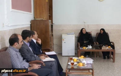 مدیر کل دفتر امور بانوان و خانواده استانداری و معاون مدیر کل دفتر امور سیاسی و انتخابات استانداری در بازدید از پردیس: 
 بر لزوم تقویت باور معلم پروری در اذهان خیران استان برای ساخت دانشگاهی ویژه فرهنگیان تاکید کرد.