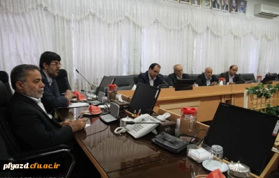 استاندار یزد در دیدار مسئولین پردیس های استان :
ساختمان فعلی  در شان دانشجویان نیست.