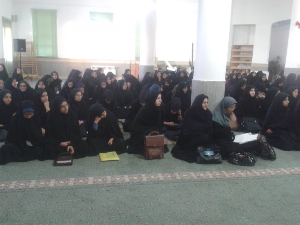 حضور مبلغین دینی کشور آمریکای لاتین در بین دانشجویان 3