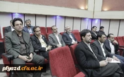 گزارش تصویری مراسم اختتامیه نمایشگاه فن بازار در دانشگاه یزد 17