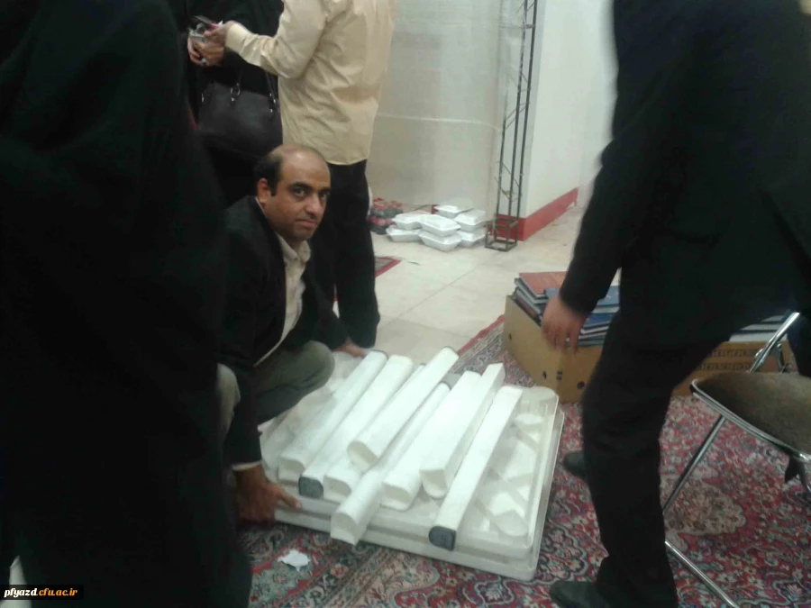 گزارش تصویری مراسم اختتامیه نمایشگاه فن بازار در دانشگاه یزد 18