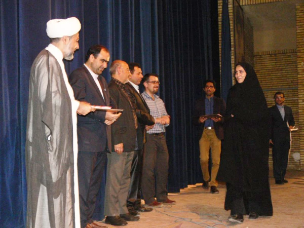 برگزاری مراسم ادبی در پردیس پاکنژاد  2