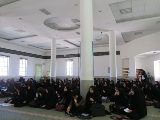 جلسه ی معارفه ی کانون ها و انجمن های پردیس فاطمه الزهرا(س) 2