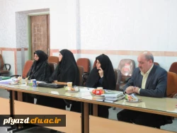 جلسه ی رئیس محترم پردیس با اساتید دانشگاه  10