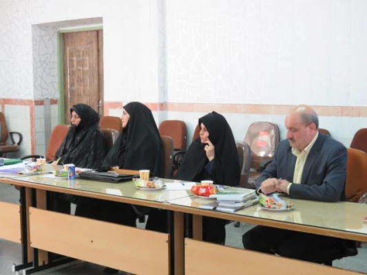 جلسه ی رئیس محترم پردیس با اساتید دانشگاه  10