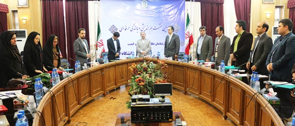 دکتر کیانی، معاون نظارت، ارزیابی و تضمین کیفیت در دومین نشست هم اندیشی و بالندگی:
کارکنان حوزه نظارت، ارزیابی و تضمین کیفیت؛ عاملان بهبود کیفیت دانشگاه فرهنگیان 2