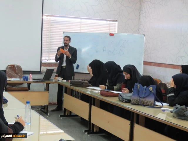 برگزاری کارگاه آموزش مفاهیم پایه ریاضیات و بازی های فکری مدرن 4