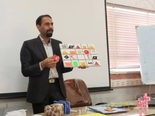 برگزاری کارگاه آموزش مفاهیم پایه ریاضیات و بازی های فکری مدرن 2