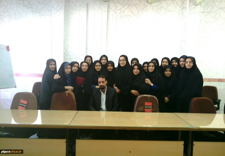 برگزاری کارگاه آموزش مفاهیم پایه ریاضیات و بازی های فکری مدرن 3