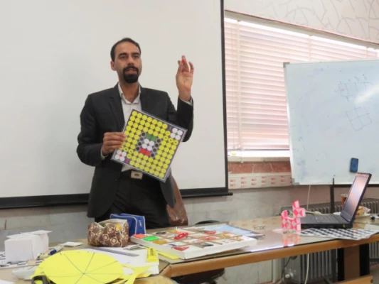 برگزاری کارگاه آموزش مفاهیم پایه ریاضیات و بازی های فکری مدرن 6