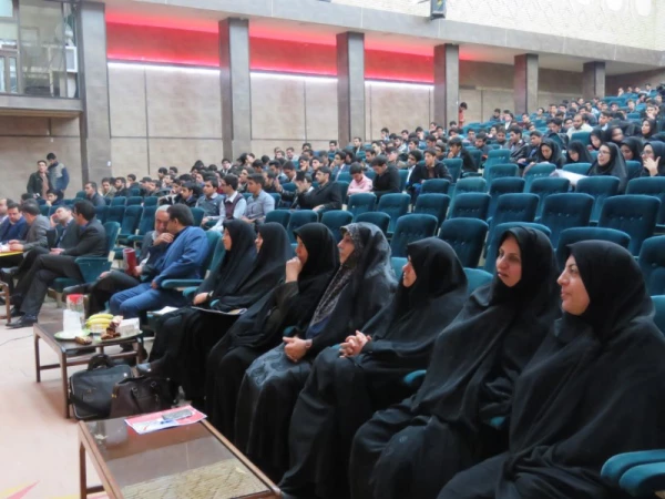 دومین همایش استانی تربیت سیاسی و اجتماعی ، جایگاه و اقتضائات در تربیت معلم 9