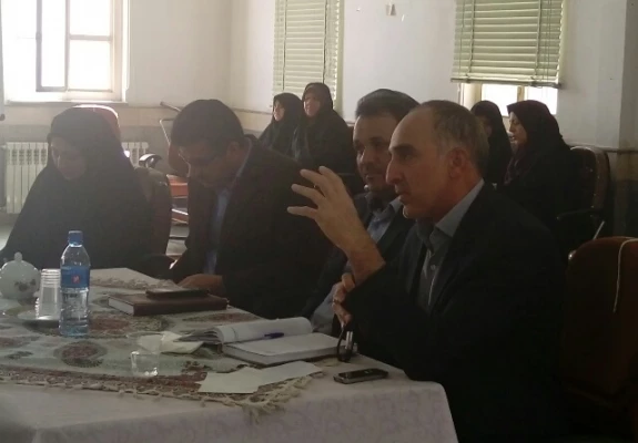 جلسه پرسش و پاسخ با حضور مسئولین آموزش و پرورش استان یزد 5