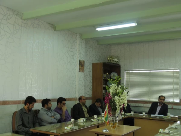 جلسه اداری پردیس با حضور دکتر رضایی اردانی، سرپرست مدیریت امور پردیس های استانی دانشگاه فرهنگیان و برخی از مسؤولان 13