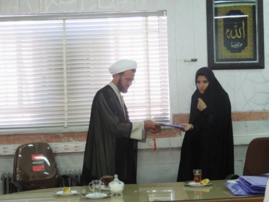 نشست بانوان پردیس به مناسبت ولادت حضرت زهرا (س) و بزرگداشت مقام زن  3