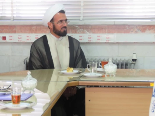 نشست بانوان پردیس به مناسبت ولادت حضرت زهرا (س) و بزرگداشت مقام زن  4