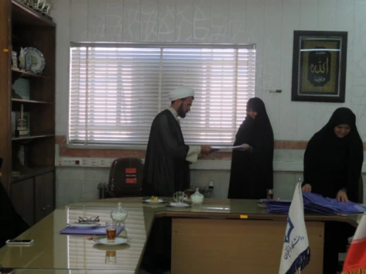 نشست بانوان پردیس به مناسبت ولادت حضرت زهرا (س) و بزرگداشت مقام زن  7