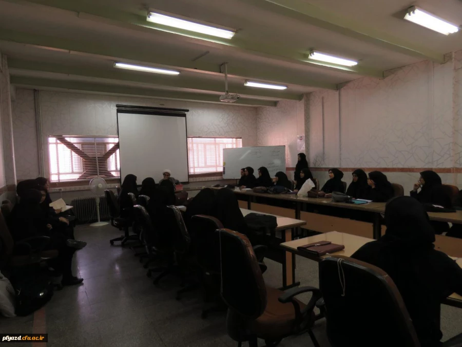 «برگزاری سلسله کارگاه های دانش آموز، کانون خلق دنیای آینده» 2