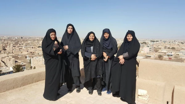 بازدید کارکنان پردیس از اماکن تاریخی ،تفریحی و زیارتی میبد 12