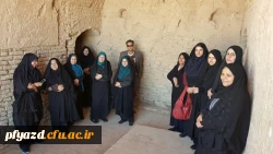 بازدید کارکنان پردیس از اماکن تاریخی ،تفریحی و زیارتی میبد 13