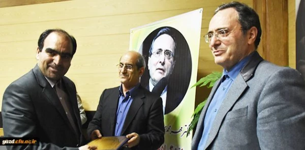 211842_1732397416_628_309