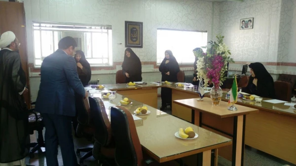 اولین جلسه شورا پردیس برگزار شد. 3