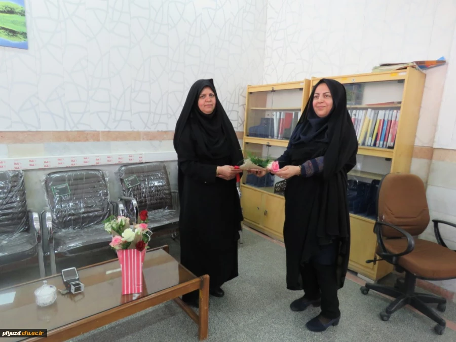 مراسم تجلیل و قدردانی از استادان به مناسبت روز معلم 15