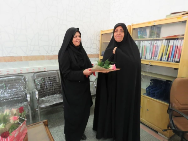 مراسم تجلیل و قدردانی از استادان به مناسبت روز معلم 30