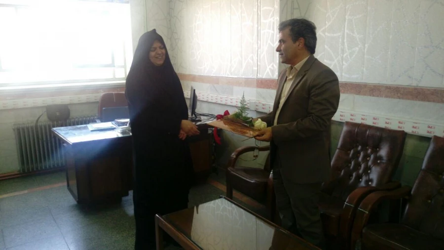 مراسم تجلیل و قدردانی از استادان به مناسبت روز معلم 31