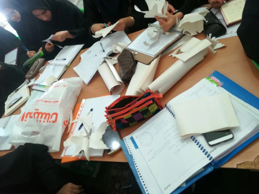 photo5805303429541768206