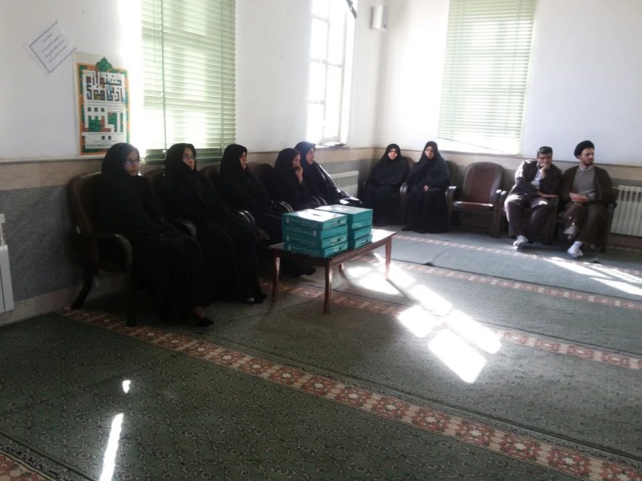 حضور آیت الله ناصری نماینده ولی فقیه و امام جمعه  محترم یزد در پردیس 5