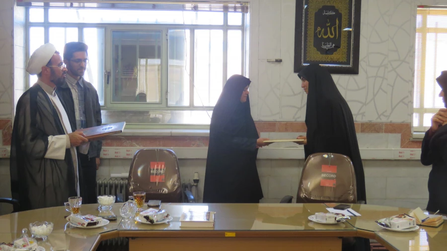 مراسم تودیع ومعارفه مسئول بسیج دانشجویی پردیس  8