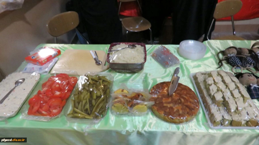 برپایی بازارچه خیریه 3