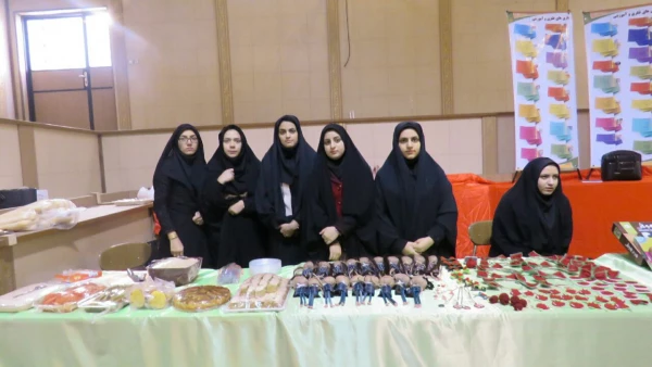 برپایی بازارچه خیریه 4