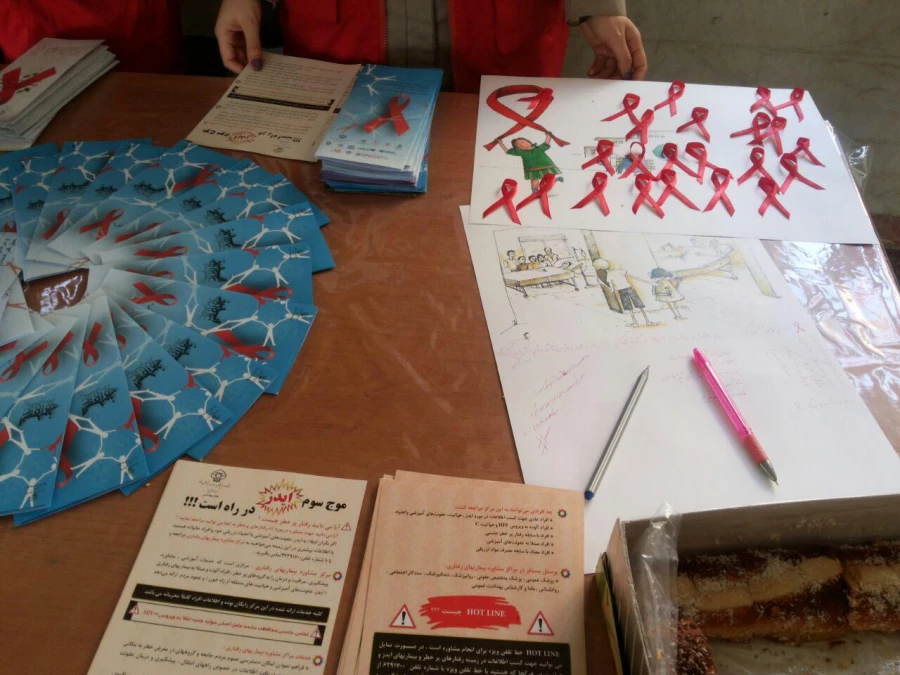 برپایی نمایشگاه روبان قرمز 8