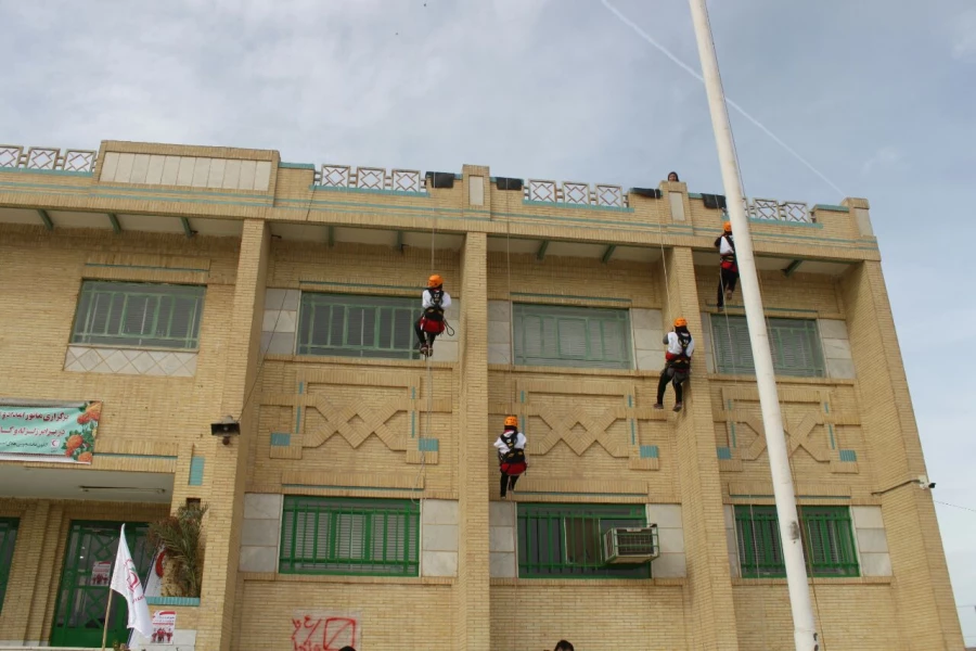 گزارش تصویری از مانور زلزله 17