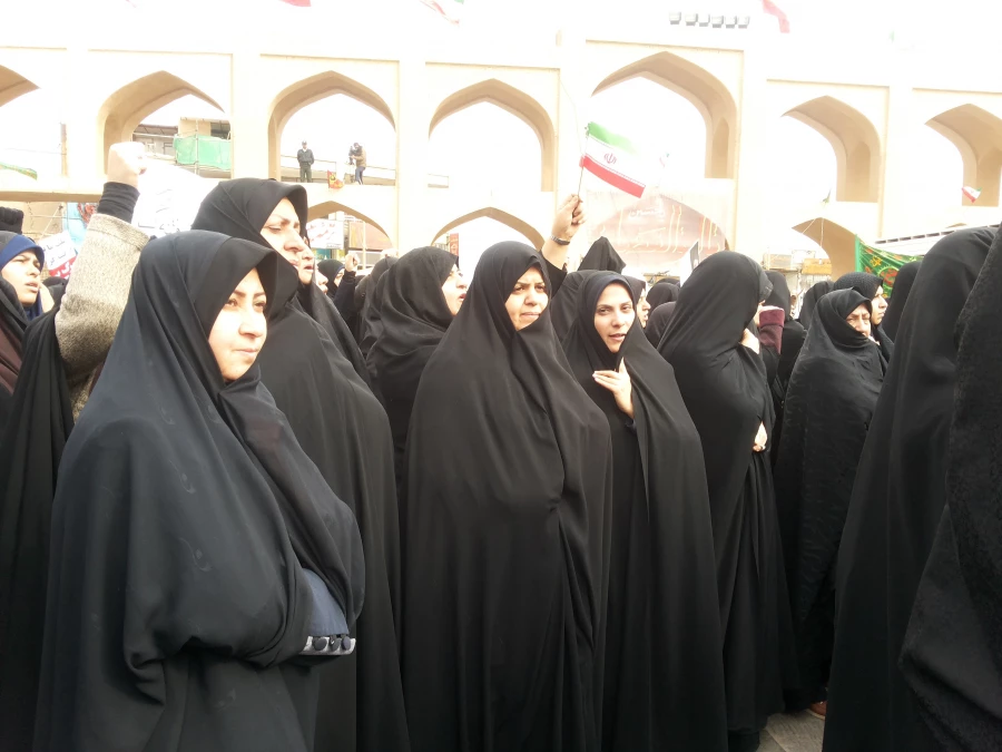 حضور مسئولین وکارکنان پردیس درراهپیمایی  محکومیت اغتشاشات  اخیر
 2