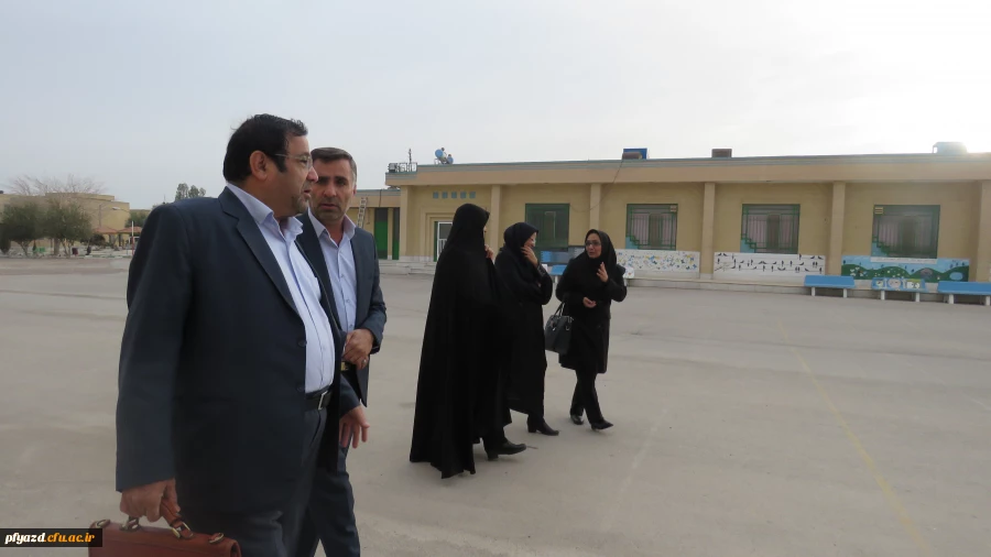 حضور شهردار محترم  واعضای شورای شهر یزد در پردیس 6