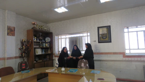 تجلیل از دانشجویان پژوهشگر برتر 8