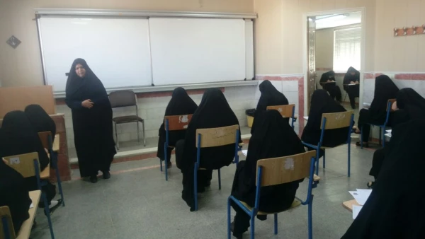 photo5931502913161637682