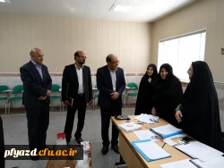 بازدید مدیرکل آموزش و پرورش استان یزد از روند مصاحبه داوطلبین کنکور سراسری 2