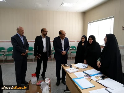 بازدید مدیرکل آموزش و پرورش استان یزد از روند مصاحبه داوطلبین کنکور سراسری