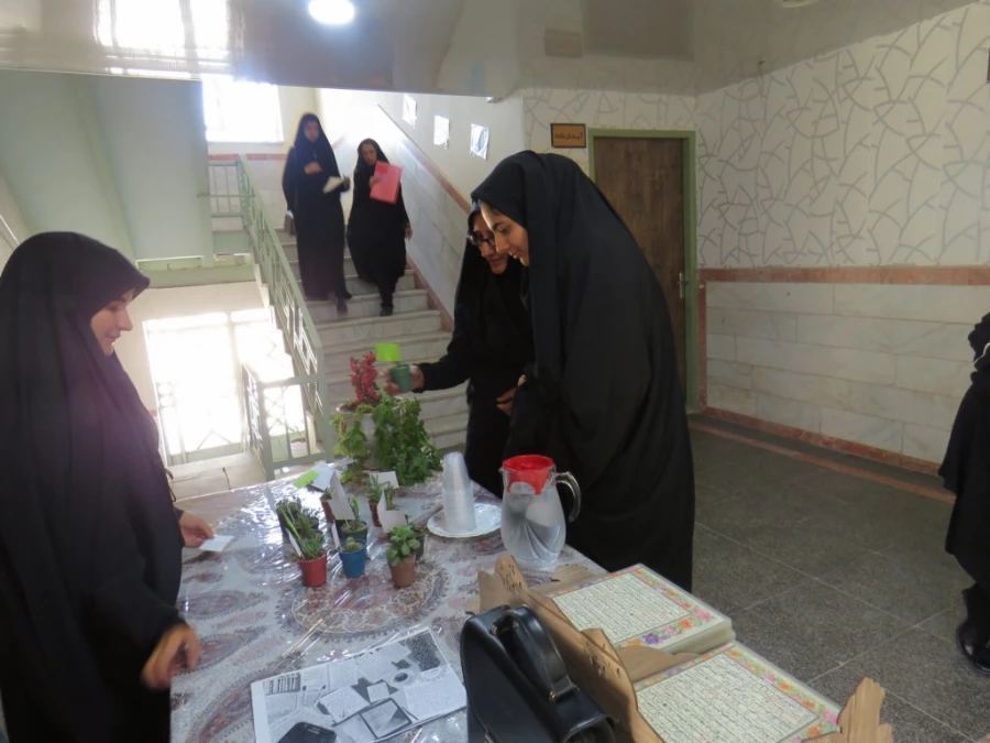 گزارش تصویری از روند پذیرش و ثبت نام دانشجویان جدیدالورود 14