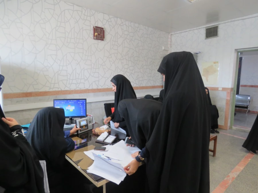 گزارش تصویری از روند پذیرش و ثبت نام دانشجویان جدیدالورود 17