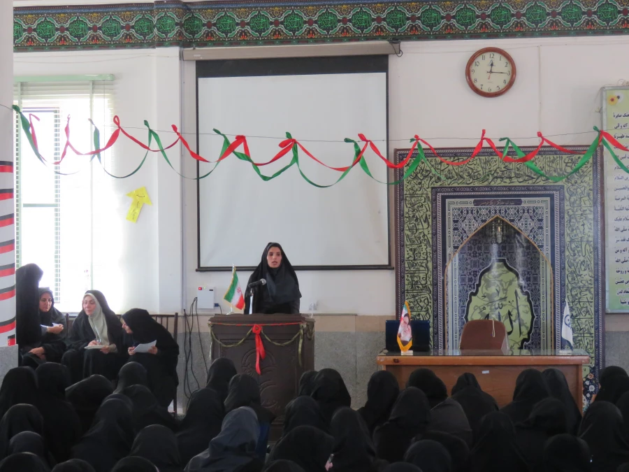 برگزاری اولین جلسه فرهنگی  سال تحصیلی 3