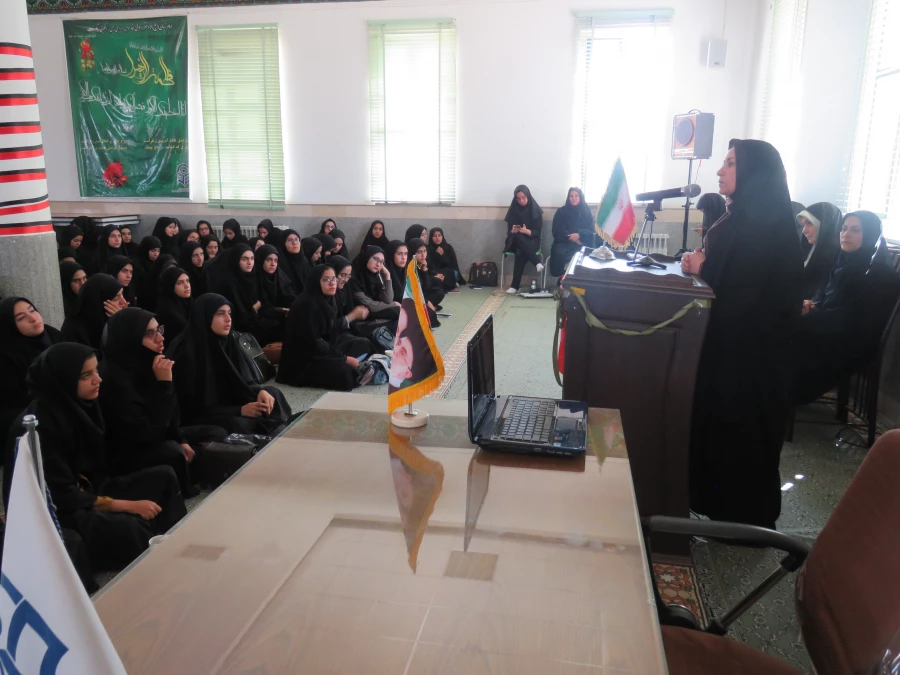 برگزاری اولین جلسه فرهنگی  سال تحصیلی 12