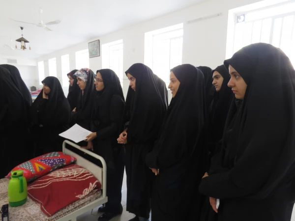 بازدید دانشجویان پردیس فاطمه الزهرا از خانه سالمندان 3