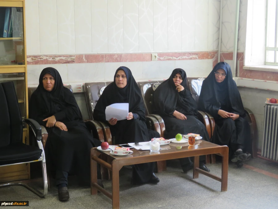 برگزاری جلسه هم اندیشی مدیریت لایه استان با جمعی از مسئولین پردیس 3