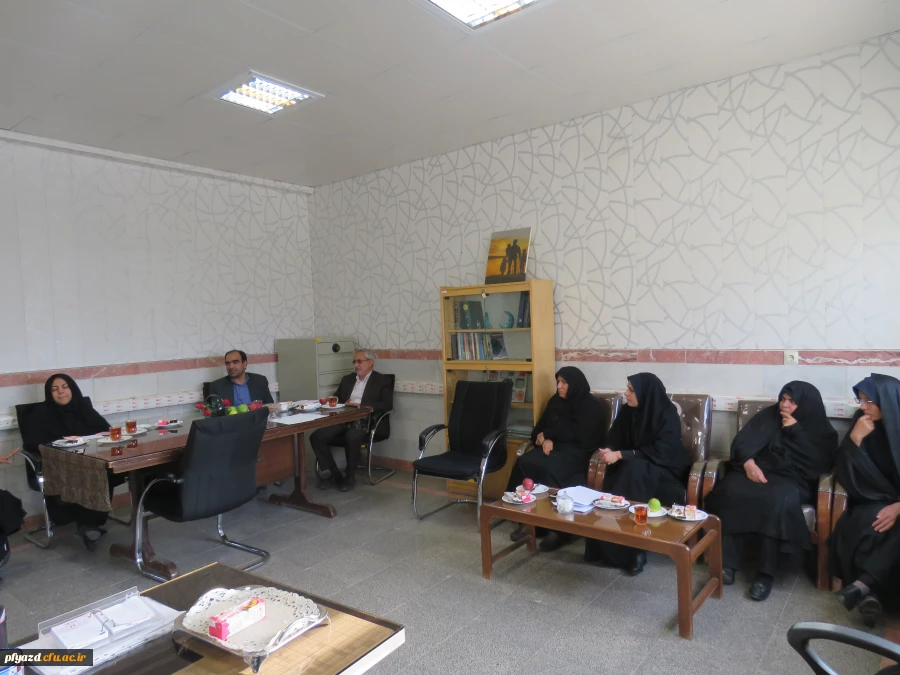 برگزاری جلسه هم اندیشی مدیریت لایه استان با جمعی از مسئولین پردیس 4