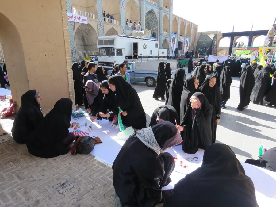 حضورپرشور و آگاه در راهپیمایی بزرگ 13 ابان  4